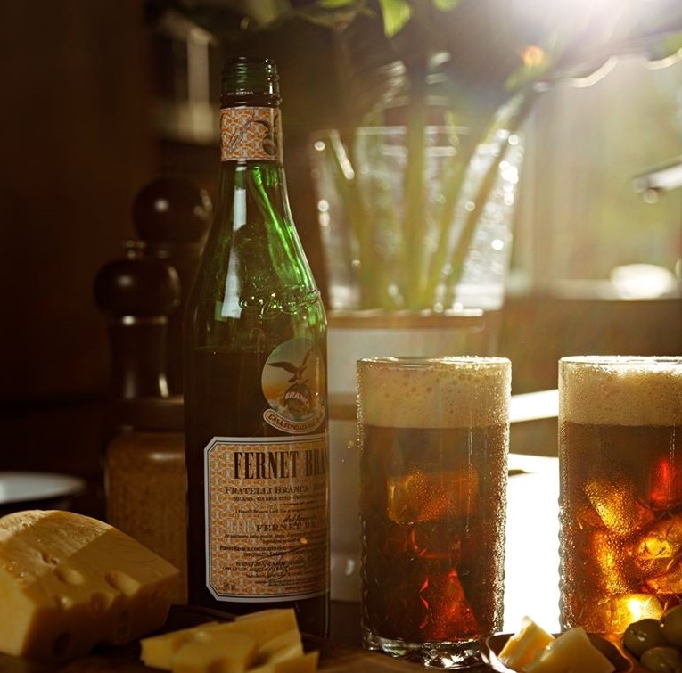 El con Cola se suma a la exclusiva lista de cócteles oficiales