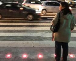 Semáforos para peatones tecnológicos  FOTO: GCABA