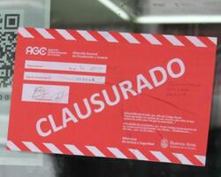Aviso de clausura  FOTO: GCABA