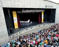 Funciones del Ballet del Teatro Colón en el Anfiteatro del Parque ...